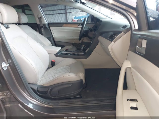 Hyundai 2017 2017 5NPE34AF6HH473679 Image 5