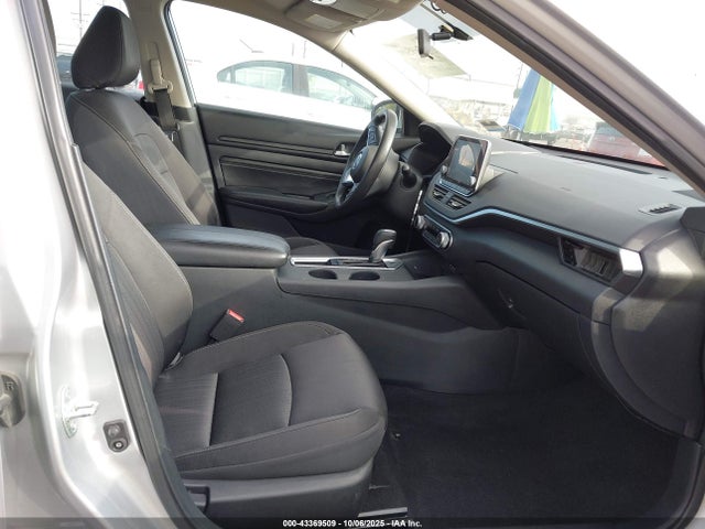 Nissan 2019 2019 1N4BL4BV2KC259242 Image 5