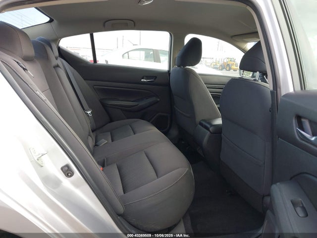 Nissan 2019 2019 1N4BL4BV2KC259242 Image 8