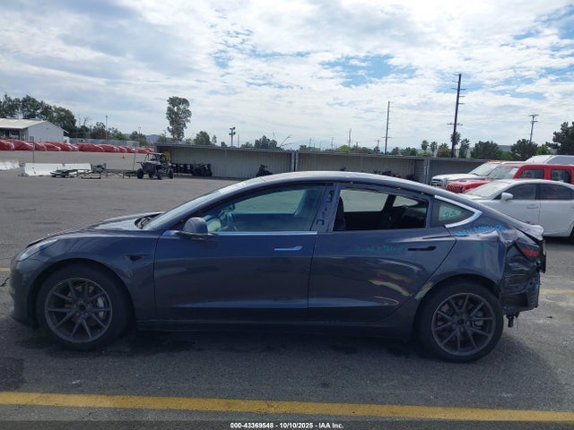 5YJ3E1EA7JF047485 Tesla Model 3 Long Range/mid Range