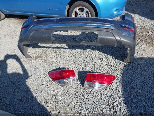 Nissan 2015 2015 5N1AR2MM2FC641124 Image 12