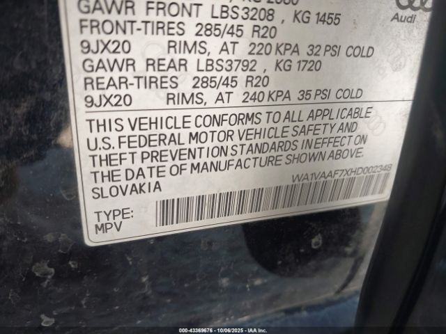 2017 AUDI Q7 WA1VAAF7XHD002348 Photo 8