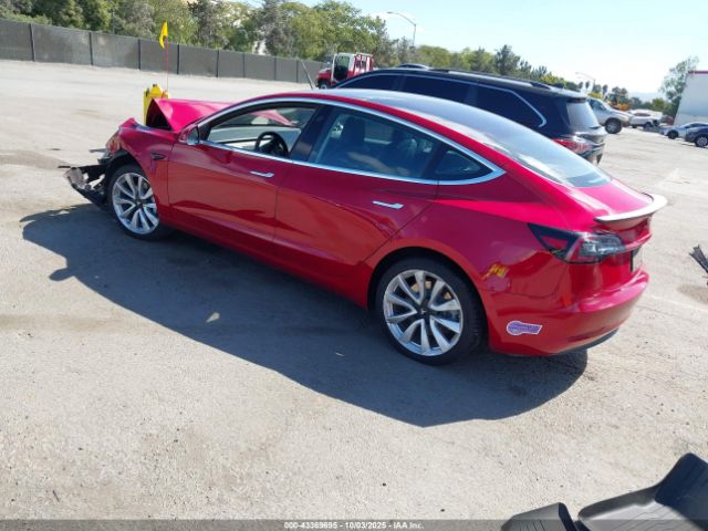 2018 TESLA MODEL 3 5YJ3E1EB9JF129923 Photo 2