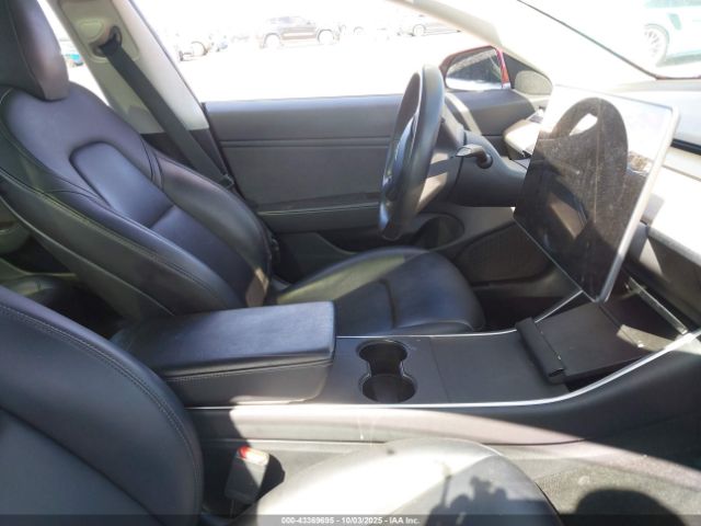 2018 TESLA MODEL 3 5YJ3E1EB9JF129923 Photo 4