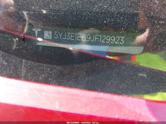 2018 TESLA MODEL 3 5YJ3E1EB9JF129923 Photo 8