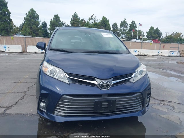 Toyota Sienna 2018 5TDYZ3DC8JS928331 Image 26