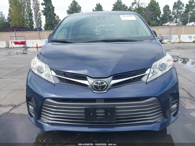Toyota Sienna 2018 5TDYZ3DC8JS928331 Image 20