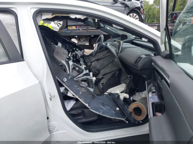 2024 TOYOTA BZ4X JTMAAAAAXRA039412 Photo 4