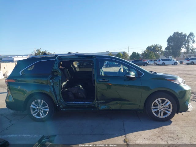 5TDZSKFC0SS167604 Toyota a25a-fxs