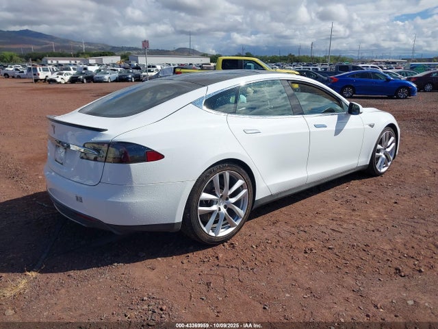 Aukcja sprzedaży 2013 Tesla Model S Performance, vin: 5YJSA1CP3DFP05886, numer aukcji: 43369959