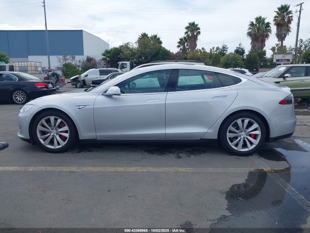 Tesla MODEL S 2016 5YJSA1E46GF136068 Image 14