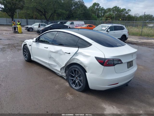 2022 TESLA MODEL 3 5YJ3E1EA3NF323649 Photo 2