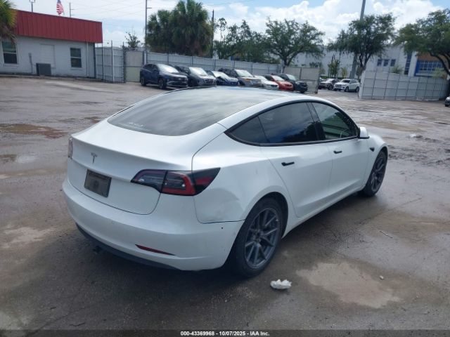 2022 TESLA MODEL 3 5YJ3E1EA3NF323649 Photo 3