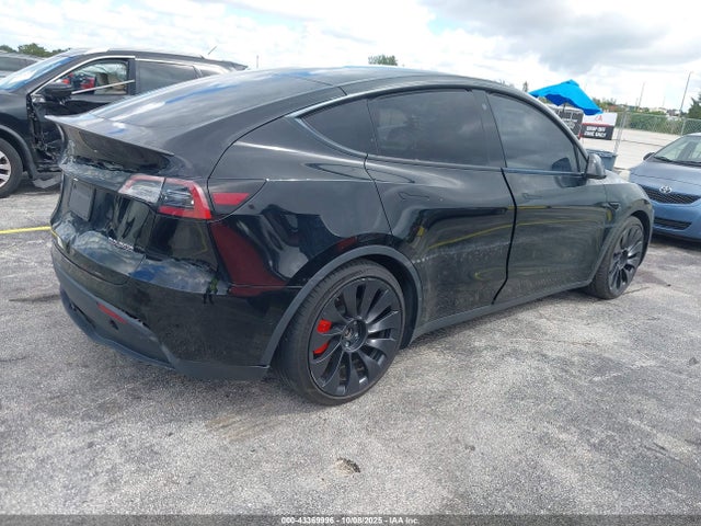2022 TESLA MODEL Y 7SAYGDEF2NF555644 Photo 3