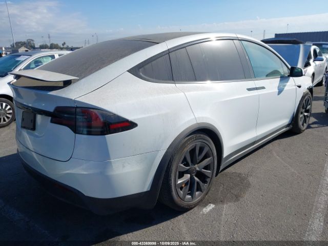 2023 TESLA MODEL X 7SAXCAE50PF397062 Photo 3