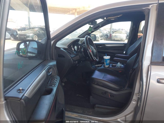 2C4RDGEG1KR671406 Dodge Grand Caravan