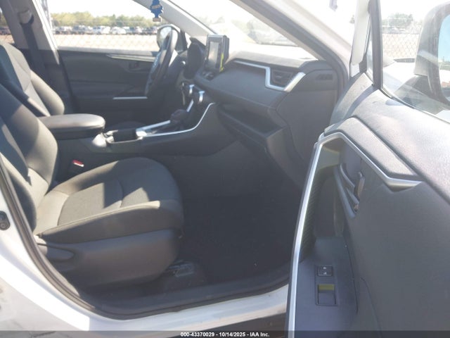 Toyota a25a-fks 2022 2T3K1RFVXNC202071 Image 5
