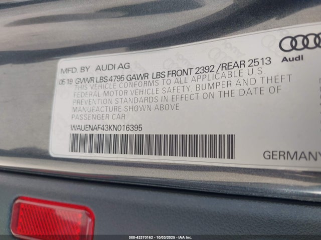 2019 AUDI A4 WAUENAF43KN016395 Photo 8
