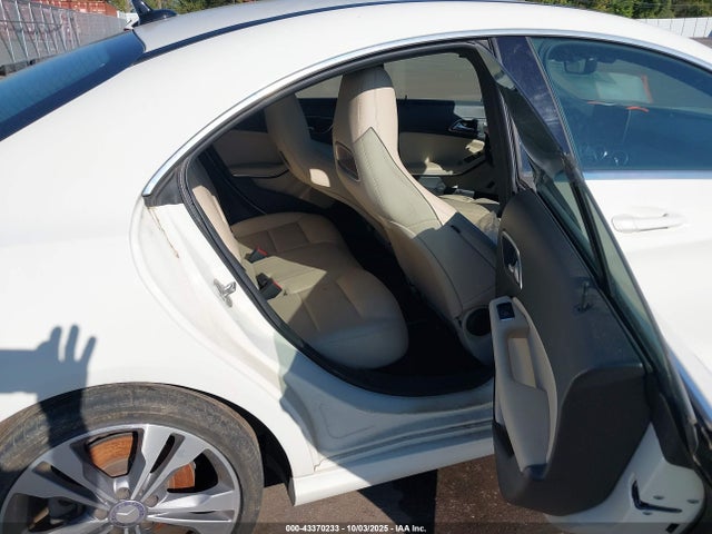 Продажа на аукционе авто 2017 Mercedes-benz Cla 250 4matic, vin: WDDSJ4GB4HN401480, номер лота: 43370233