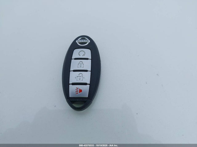 2018 Nissan Kicks Sv მანქანა იყიდება აუქციონზე, vin: 3N1CP5CU5JL503423, აუქციონის ნომერი: 43370333