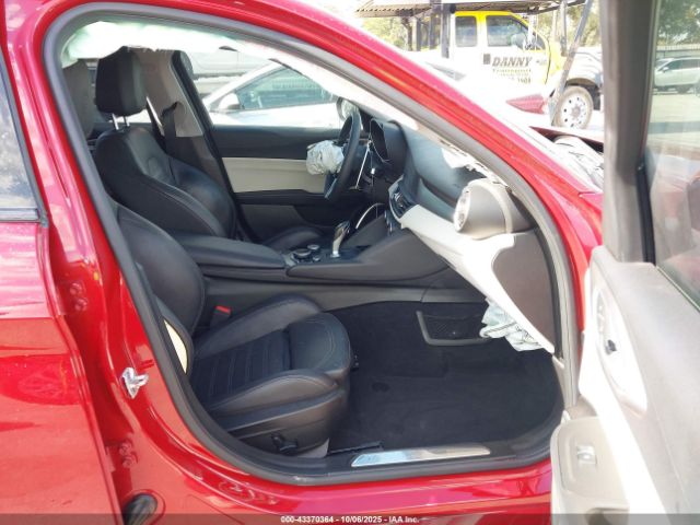 2018 ALFA ROMEO GIULIA ZARFAEEN6J7577932 Photo 4