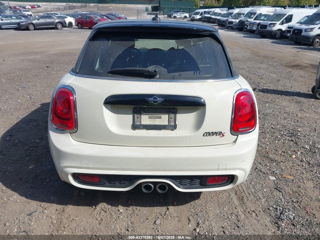 Aukcja sprzedaży 2018 Mini Hardtop Cooper S, vin: WMWXU3C55J2F50537, numer aukcji: 43370392