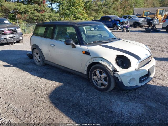 2011 MINI COOPER CLUBMAN WMWZF3C5XBTY00737