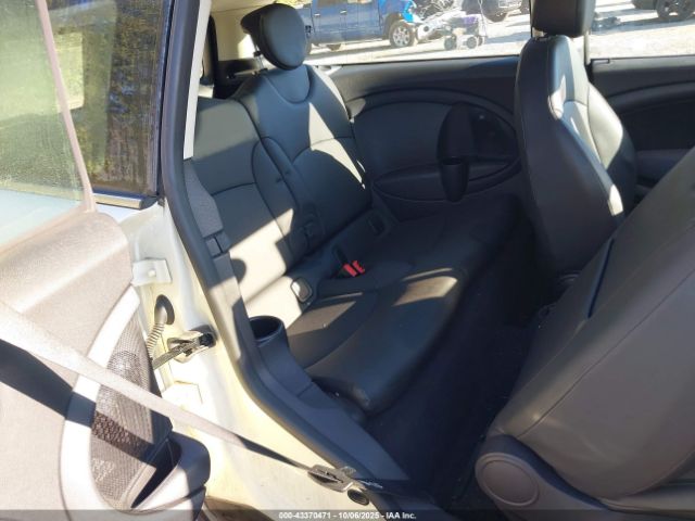 2011 MINI COOPER CLUBMAN WMWZF3C5XBTY00737 Photo 7