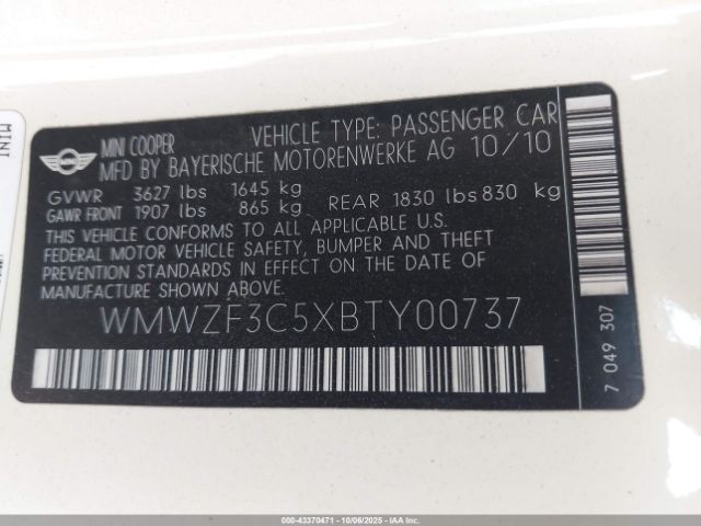 2011 MINI COOPER CLUBMAN WMWZF3C5XBTY00737 Photo 8