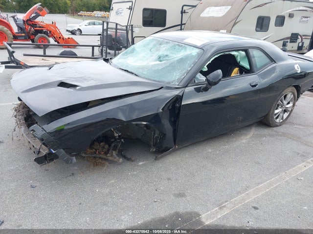 2021 DODGE CHALLENGER 2C3CDZGGXMH539370 Photo 1