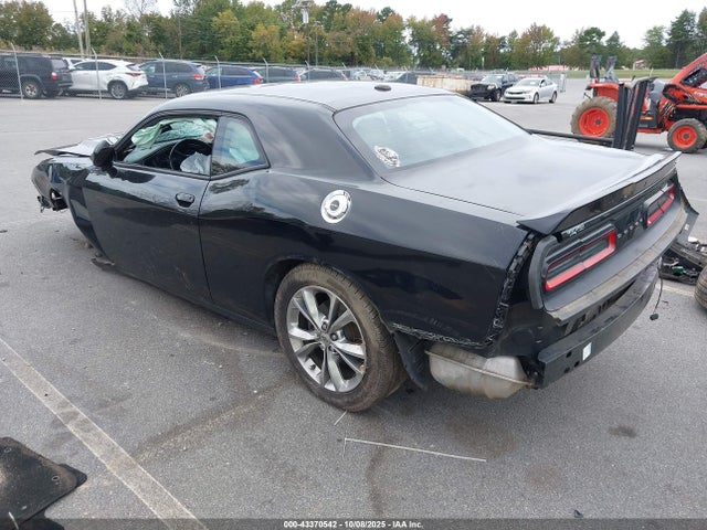 2021 DODGE CHALLENGER 2C3CDZGGXMH539370 Photo 2