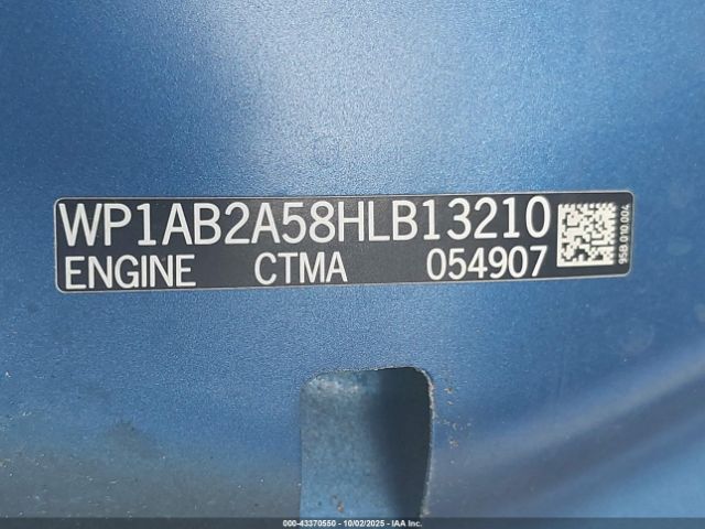 2017 PORSCHE MACAN WP1AB2A58HLB13210 Photo 8