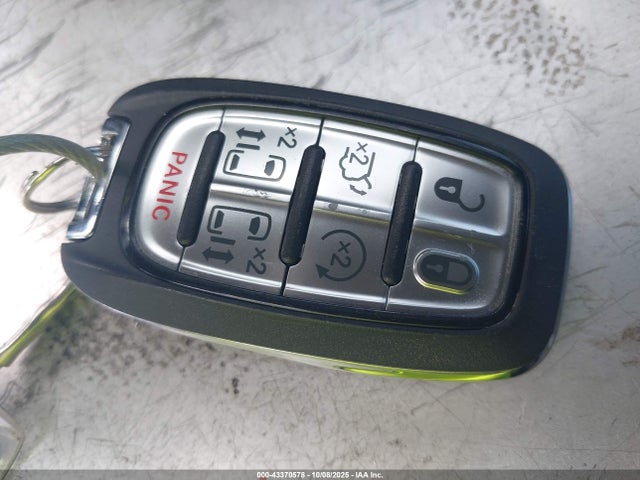 43370578 :رقم المزاد ، 2C4RC1BG2SR520790 vin ، 2025 Chrysler Pacifica Select مزاد بيع