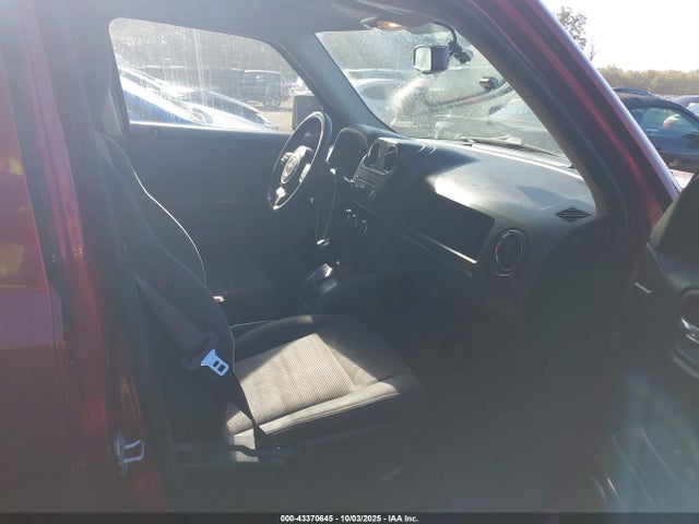 2016 JEEP PATRIOT 1C4NJPBA2GD514324 Photo 4