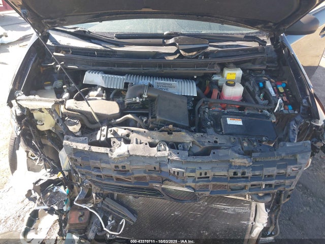 Toyota Prius Three 2014 JTDKN3DU0E1775859 Image 10