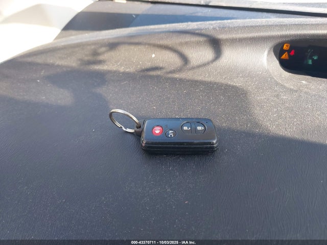 Toyota Prius Three 2014 JTDKN3DU0E1775859 Image 11