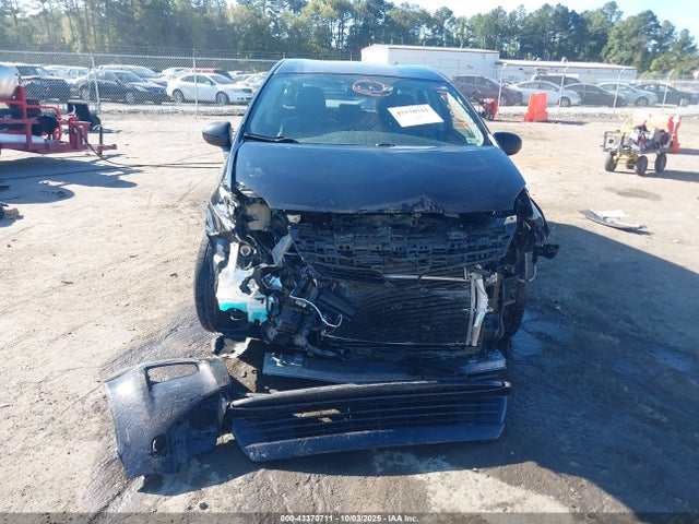 Toyota Prius Three 2014 JTDKN3DU0E1775859 Image 13