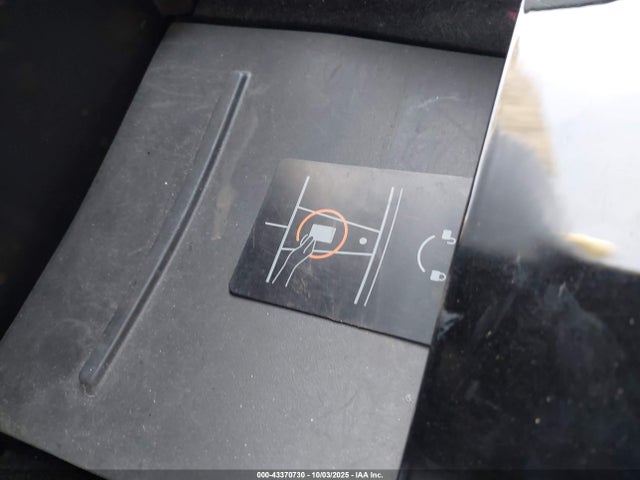 2018 TESLA MODEL 3 5YJ3E1EA7JF056509 Photo 10
