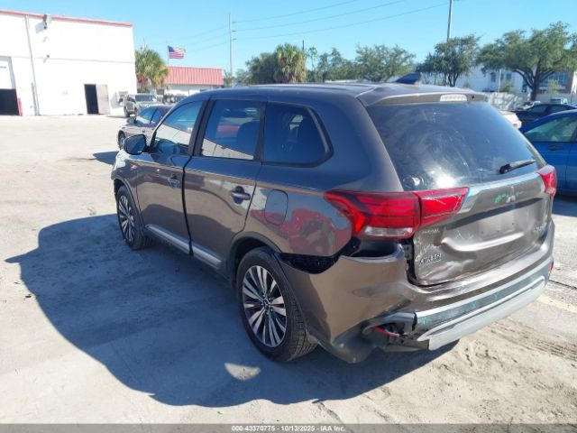 2019 MITSUBISHI OUTLANDER JA4AD2A32KZ013032 Photo 2