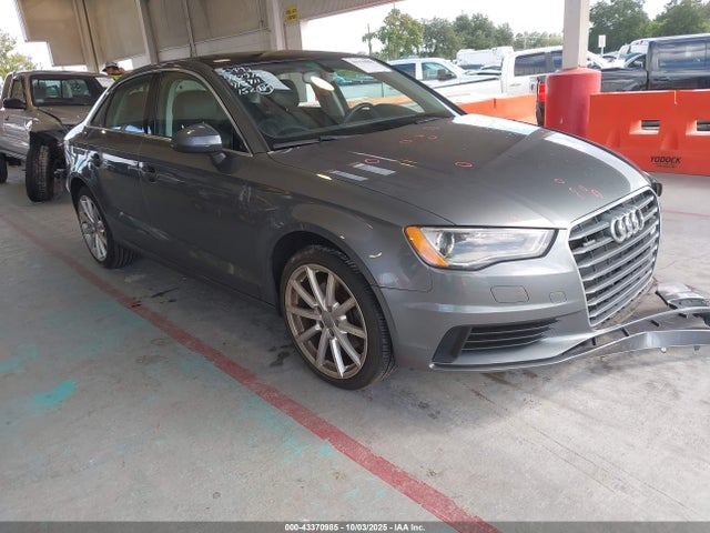 2015 AUDI A3 WAUEFGFF7F1075898 Photo 0