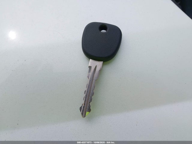 2011 CADILLAC ESCALADE 1GYS4CEF2BR128390 Photo 10