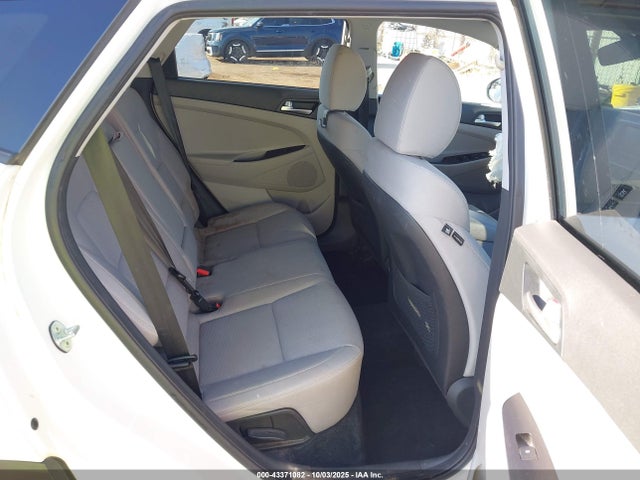 43371082 :رقم المزاد ، KM8J2CA49LU130756 vin ، 2020 Hyundai Tucson Se مزاد بيع