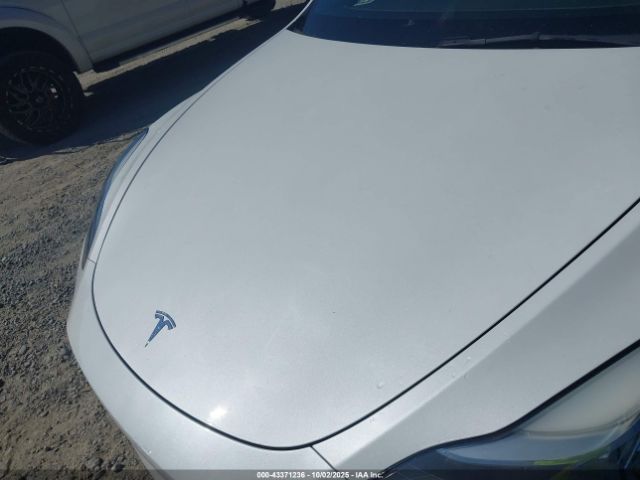 2021 TESLA MODEL Y 5YJYGAEE9MF193782 Photo 9