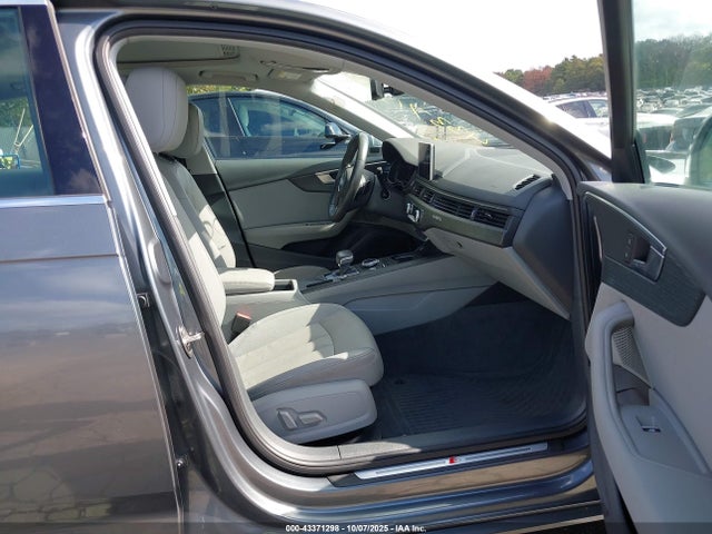 2018 AUDI A4 WAUENAF40JN010083 Photo 4