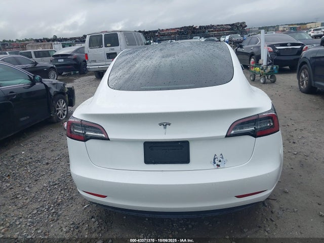Tesla MODEL 3 2021 5YJ3E1EA0MF030239 Image 15