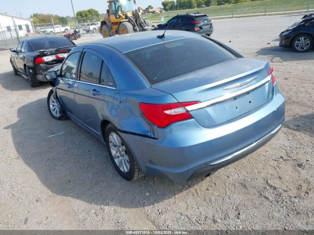 2011 CHRYSLER 200 1C3BC1FG8BN602942 Photo 2