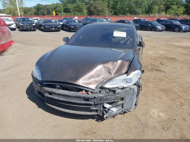 2014 TESLA MODEL S 5YJSA1H1XEFP40091 Photo 5