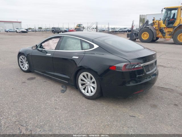 2018 TESLA MODEL S 5YJSA1E20JF282133 Photo 2
