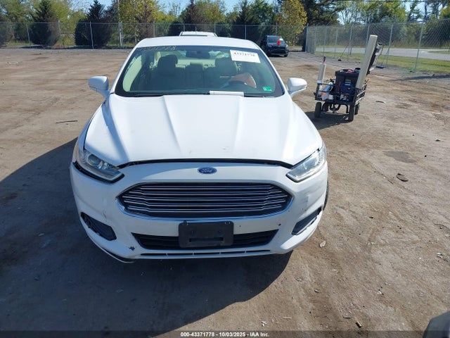 3FA6P0H76ER235913 Ford FUSION SE