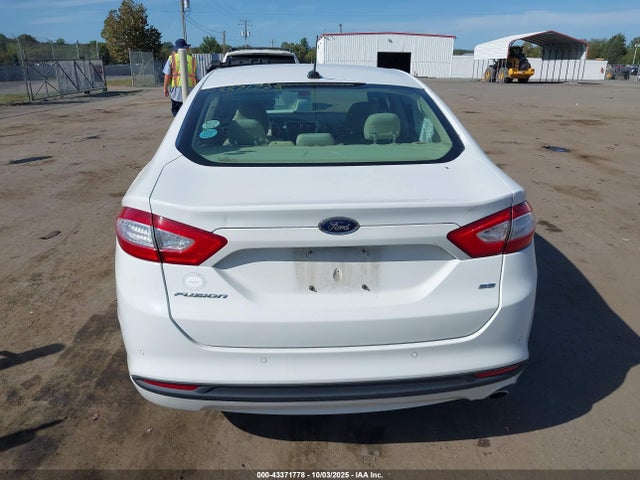 3FA6P0H76ER235913 Ford FUSION SE